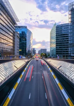 Persbericht - Eén jaar zonder regering in Brussel: BRUPARTNERS roept op tot dringende beslissingen, zelfs in lopende zaken